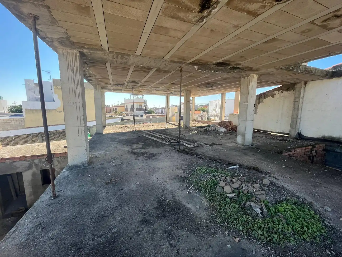 Edificio en venta en Palomares del Río