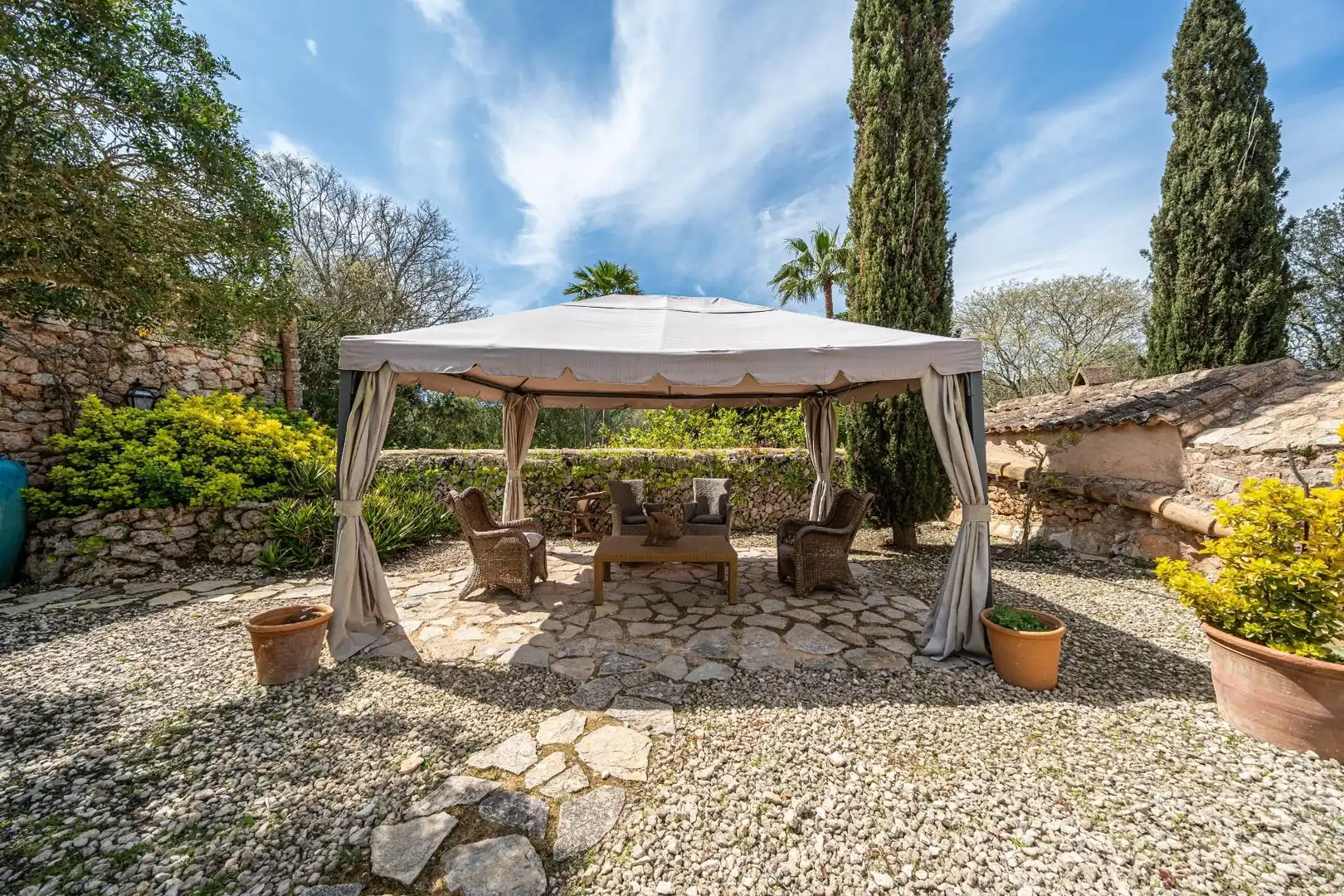 Jardín de Finca rústica en venta en Algaida con Aire acondicionado, Calefacción y Jardín privado