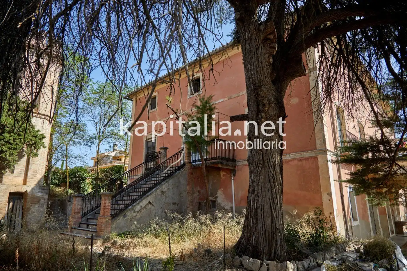 Country house zum Verkauf in Bocairent mit Privatgarten, Terrasse und Balkon