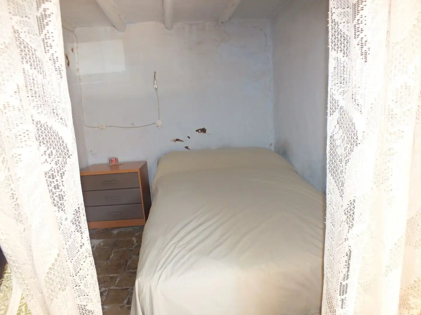 Schlafzimmer von Geschaftsraum zum Verkauf in Alquézar