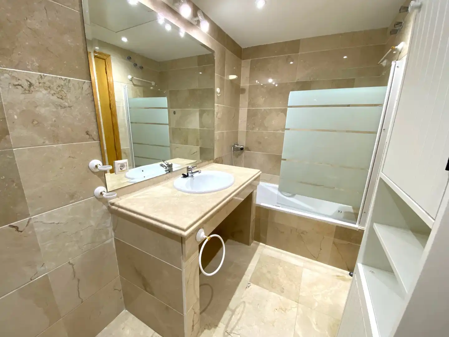 Apartment mit Pool zum Verkauf in Nueva Andalucía, imagen 22
