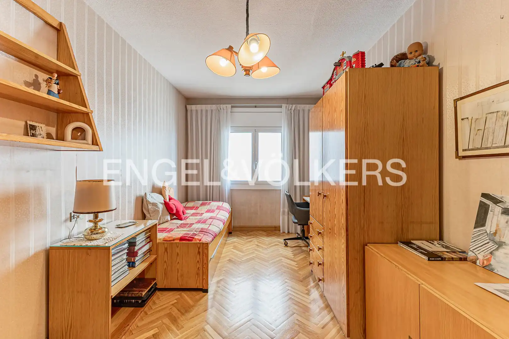 Habitación de Piso en venta en Barcelona con Calefacción y Balcón
