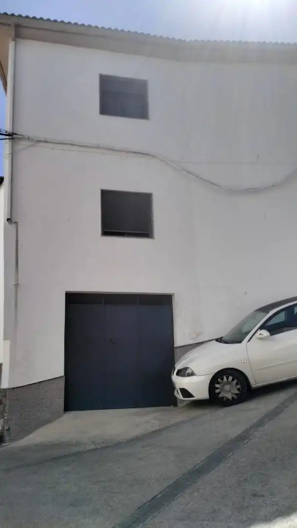 Aparcament de Casa o xalet en venda en Castillo de Locubín amb Traster