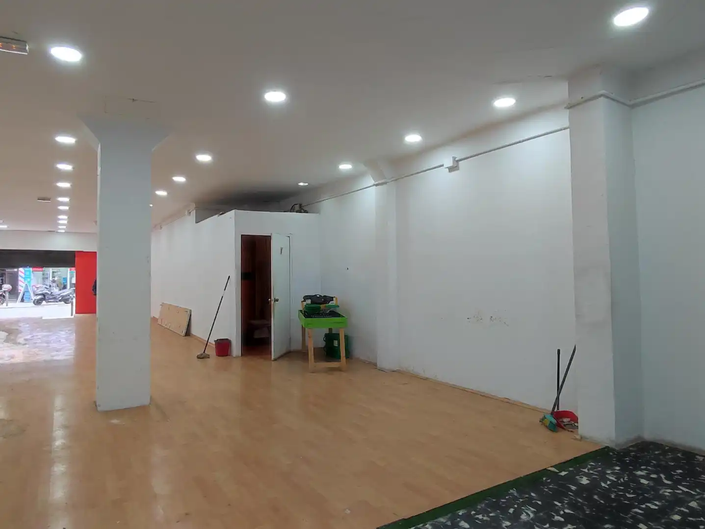 Commercial properties for rent in Creu de Barberà