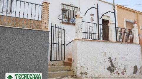 Foto 2 von Einfamilien-Reihenhaus zum Verkauf in Adra, Almería