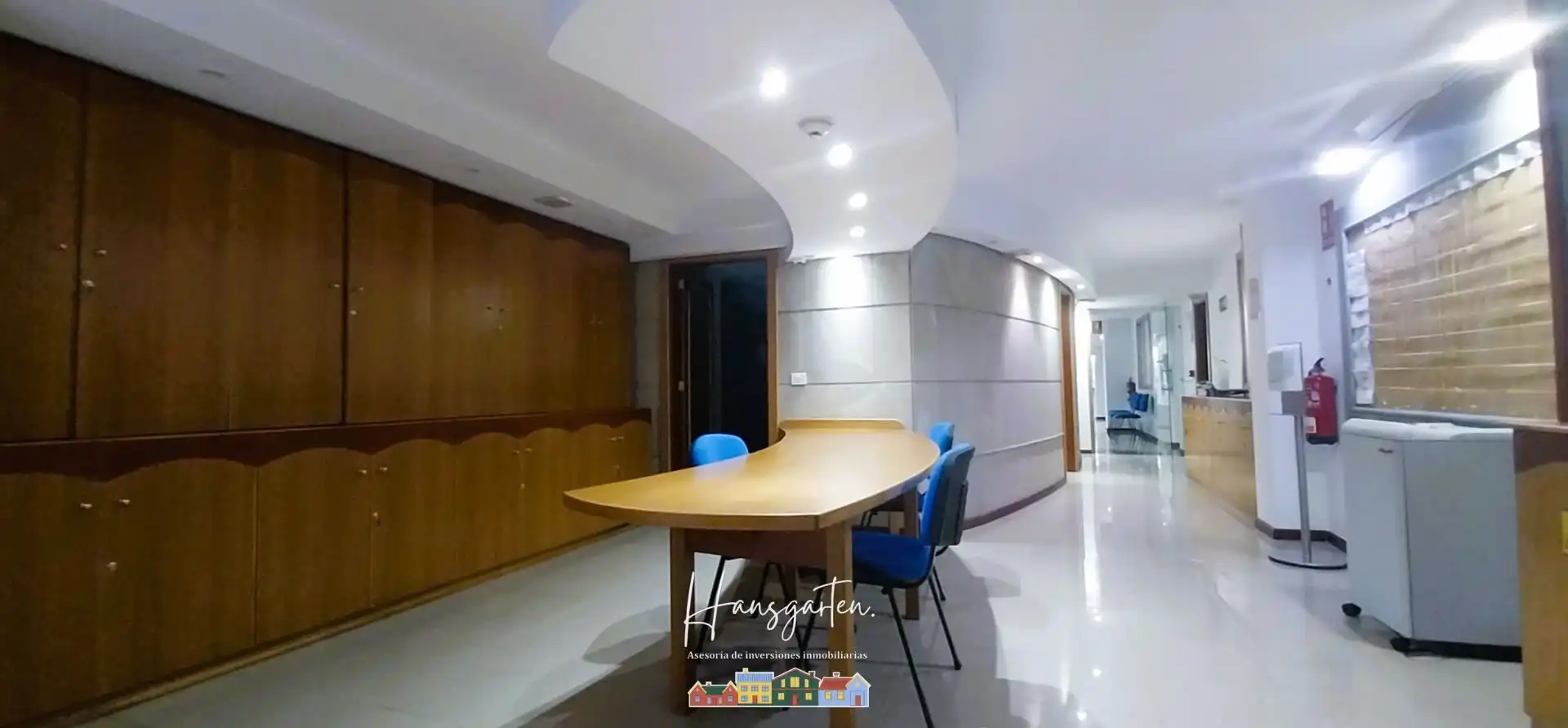 Office space with lift for sale in Rafael Cabrera