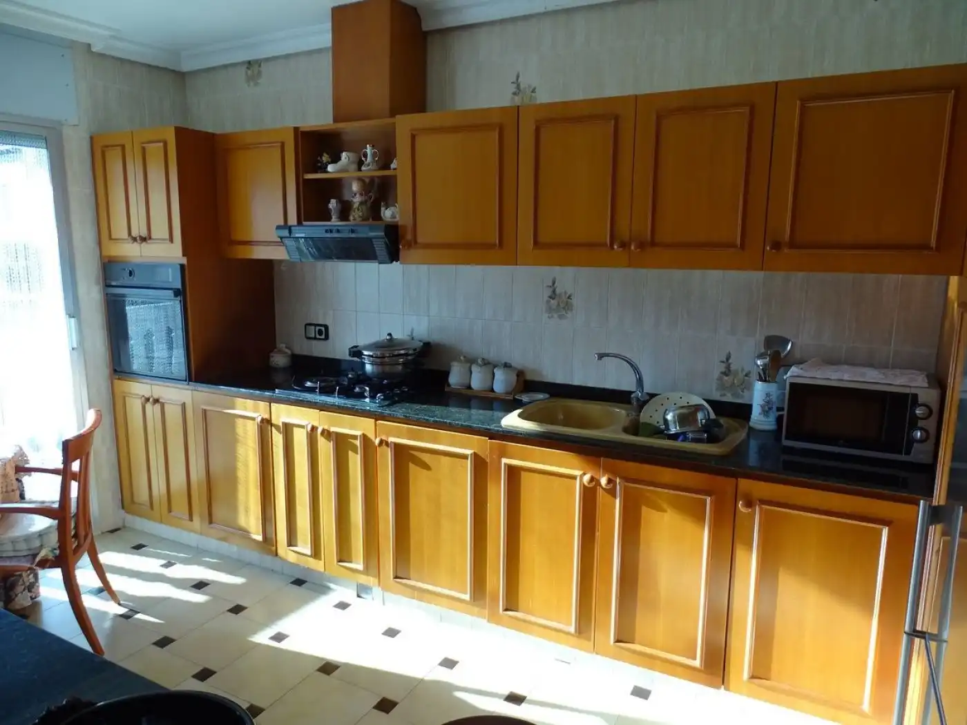 Cuina de Casa o xalet en venda en La Ràpita amb Aire condicionat, Terrassa i Moblat