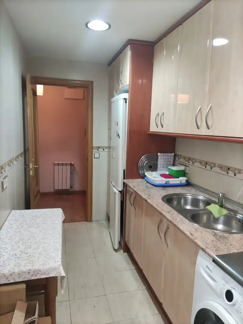 Flat for rent in Calle General Castaños, Centro