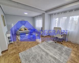 Flat to rent in Oviedo   with Heating, Parquet flooring and Furnished