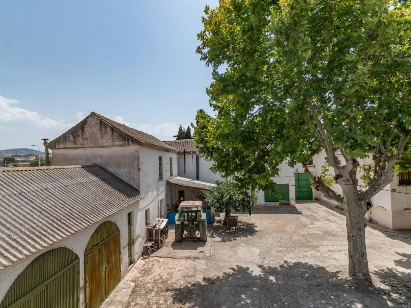 Vista exterior de Piso en venta en Granada con Jardín privado y Piscina