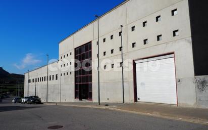 Vista exterior de Nau industrial en venda en Centelles