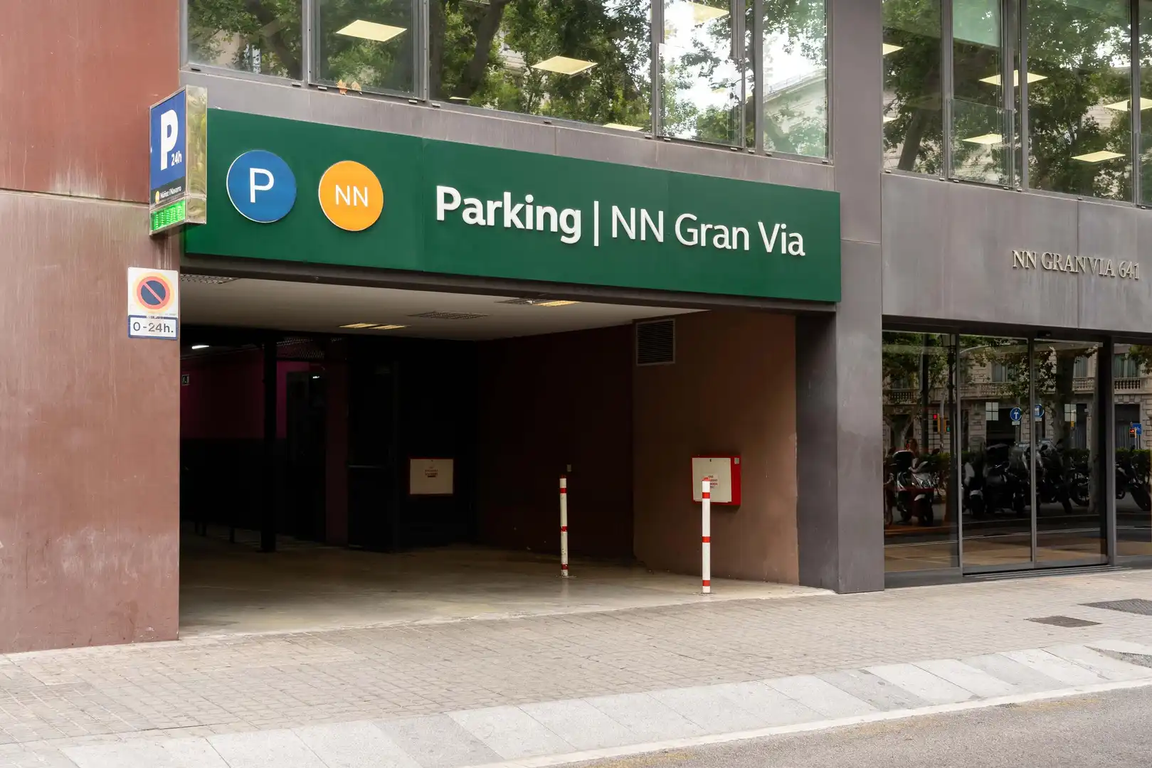 Moto à louer à GRAN VIA DE LES CORTS CATALANES 641, imagen 3