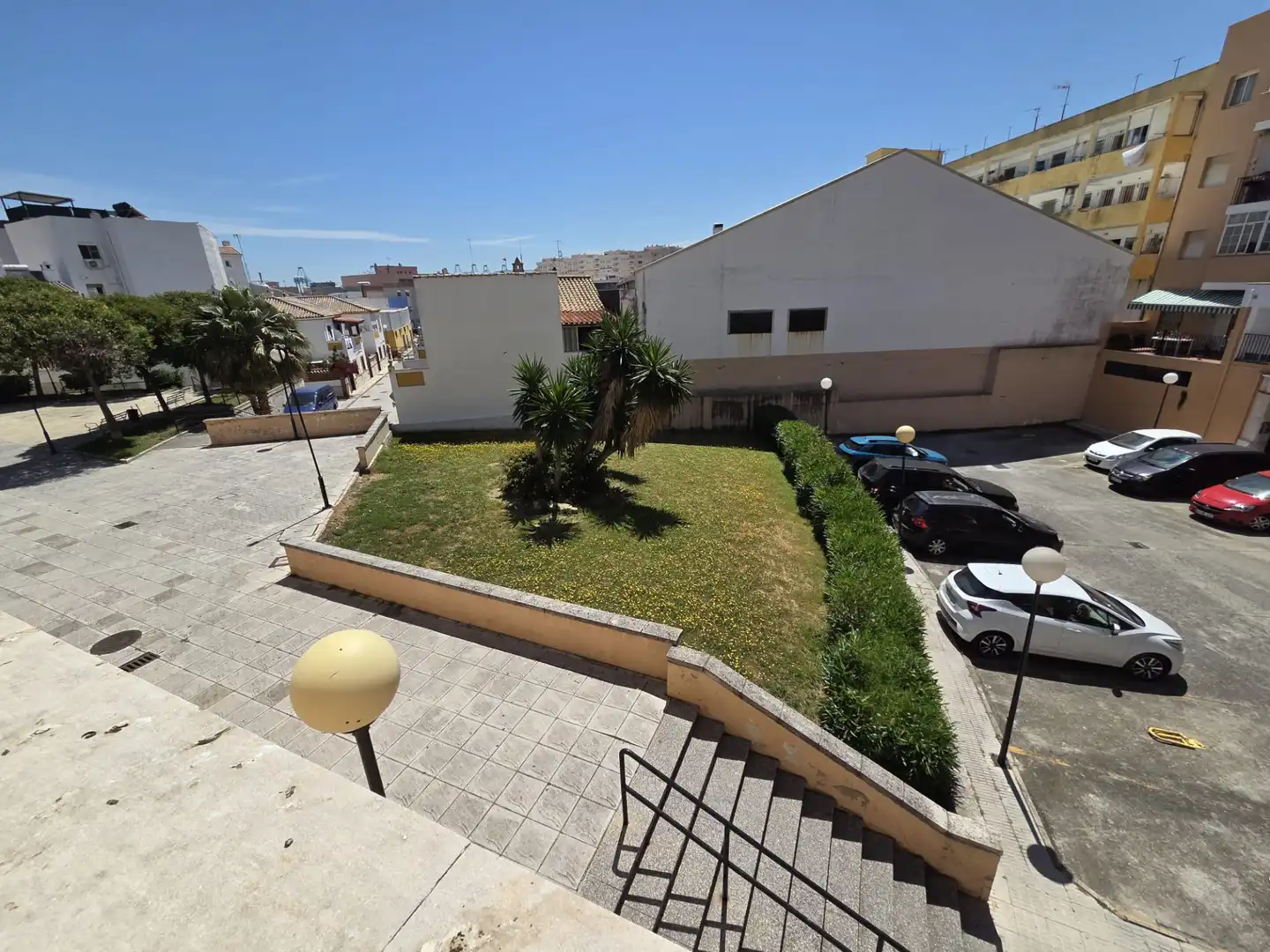 Exterior view of Buildings for sale in Algeciras