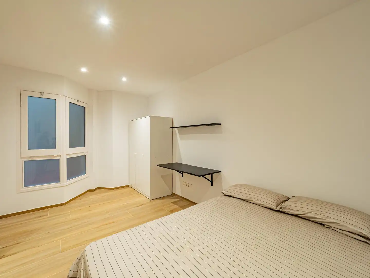 Habitación de Piso de alquiler en Vic con Calefacción, Amueblado y Horno