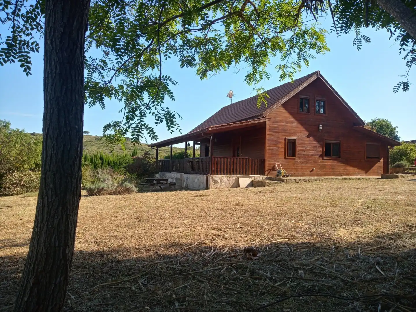 Vista exterior de Casa o chalet en venta en Montserrat con Jardín privado, Parquet y Terraza