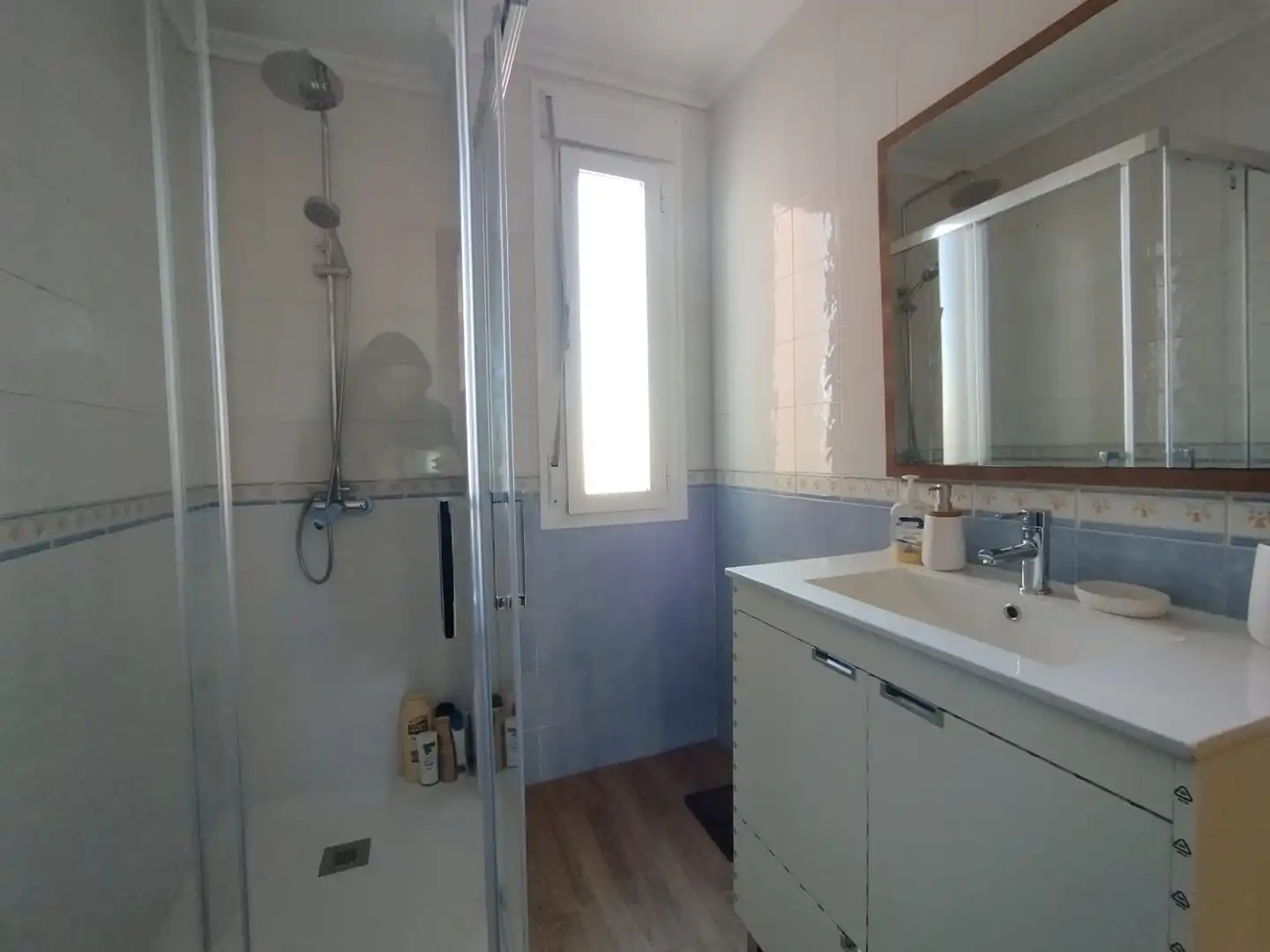 Baño de Piso en venta en Tomelloso con Aire acondicionado, Calefacción y Terraza