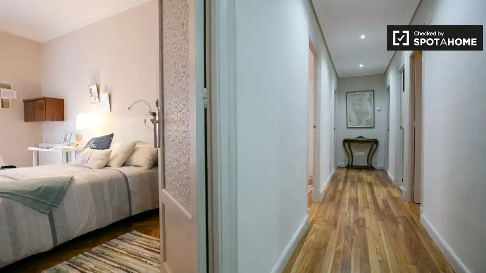 Room in San Pedro de Deusto - La Ribera