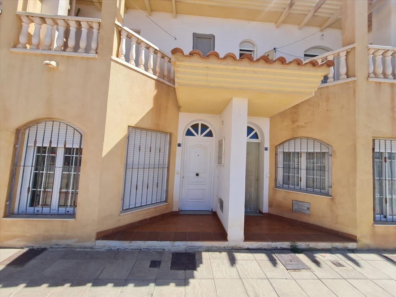 Flat for sale in Largo El, Guazamara - Los Lobos