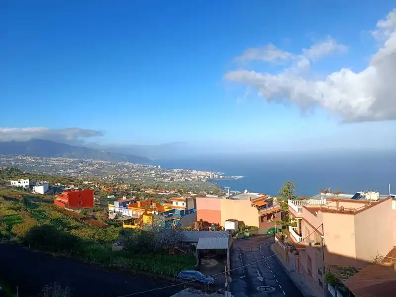 Vista exterior de Ático de alquiler en Santa Úrsula