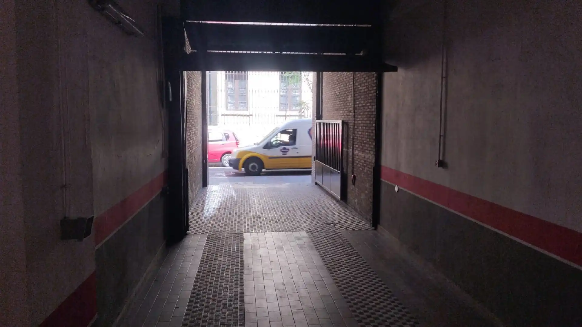 Garatge de lloguer a Dueñas