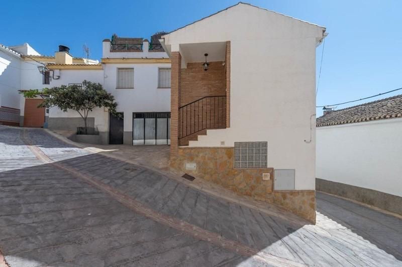 Vista exterior de Casa o xalet en venda en Moclín