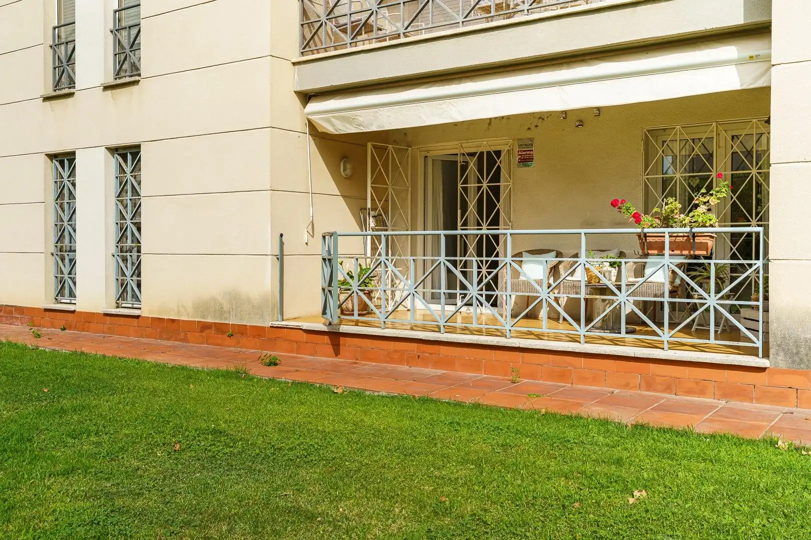 Garten von Erdgeschoss zum Verkauf in Sitges mit Heizung, Privatgarten und Terrasse