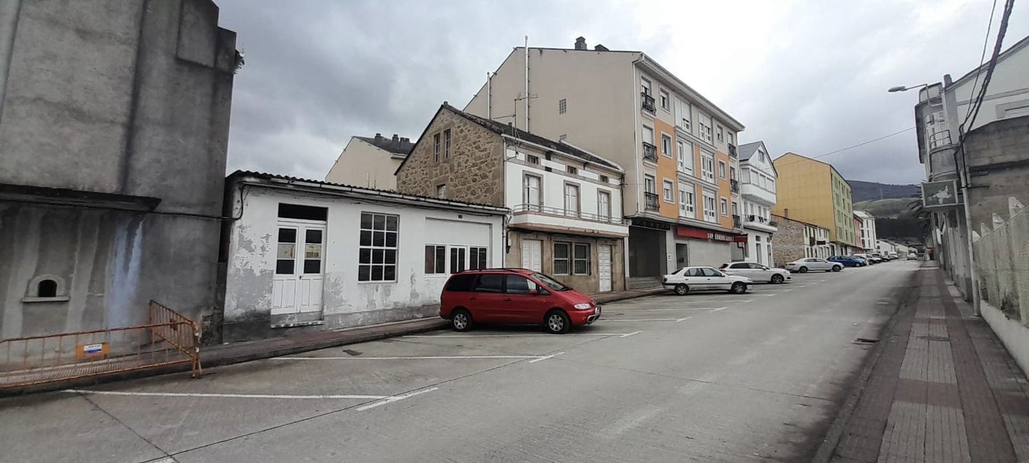 Casa o xalet en venda a O Valadouro