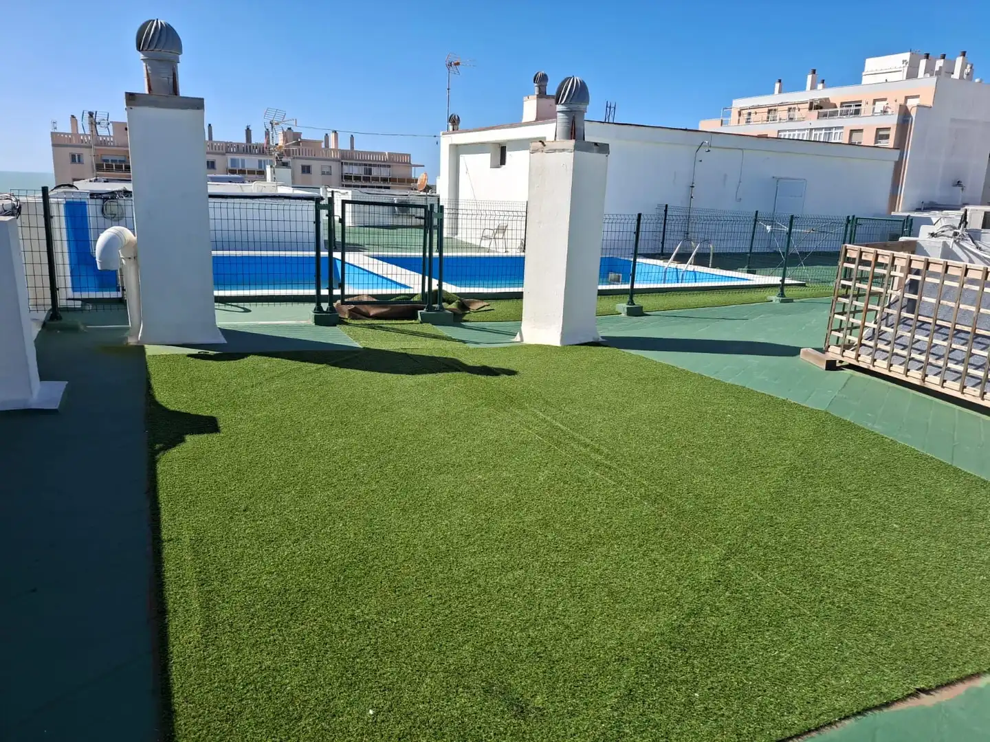 Swimming pool of Attic for sale in Cádiz  with Air Conditioner, Terrace and Community pool