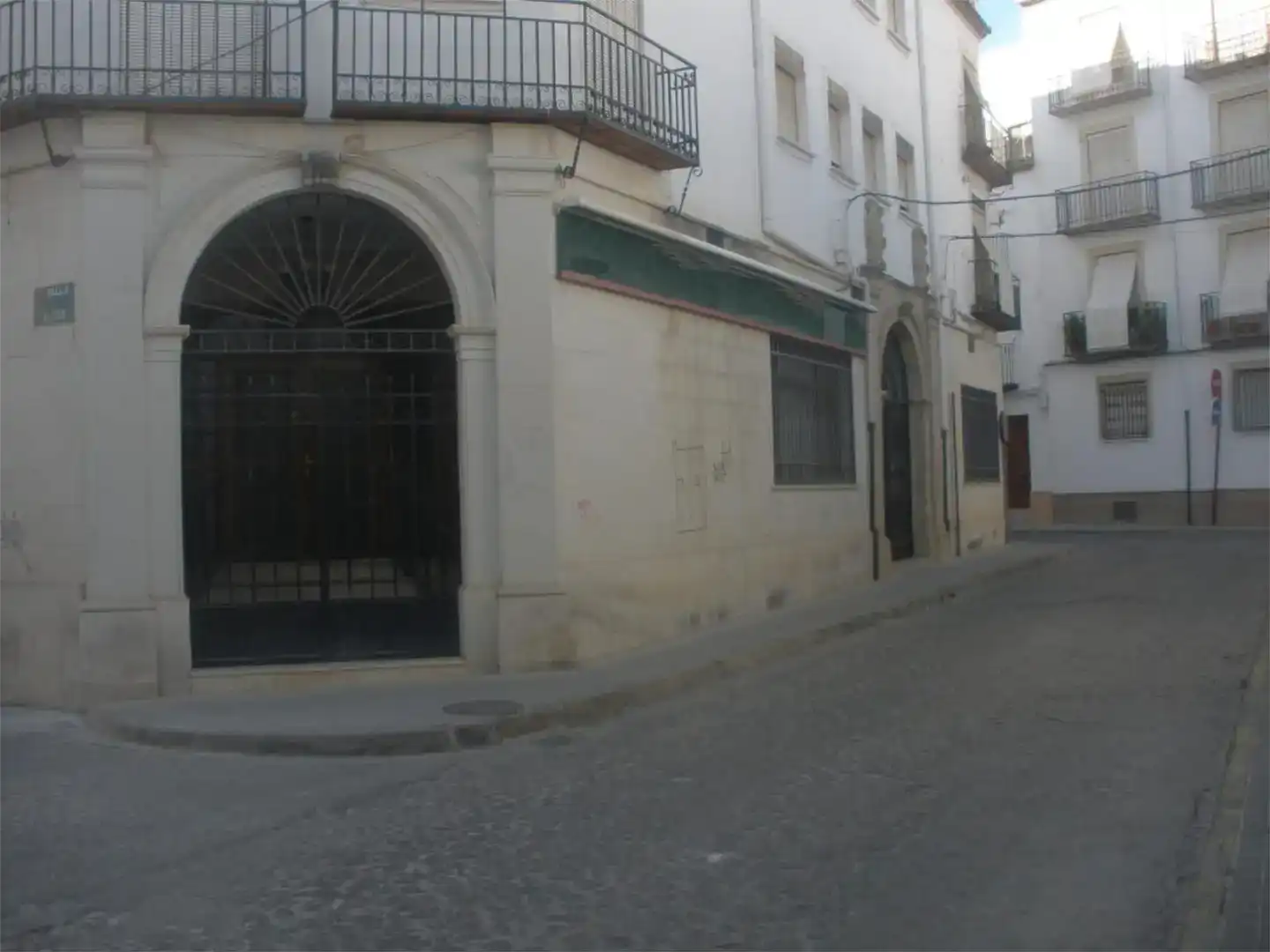 Exterior view of Commercial properties for sale in Baeza, Jaén