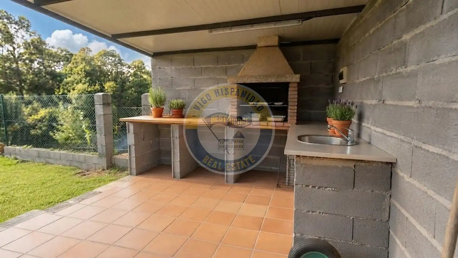 Terrace of Houses for sale in Bembrive