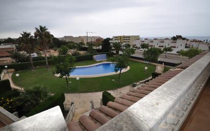 Schwimmbecken von Wohnungen zum verkauf in Vandellòs i l'Hospitalet de l'Infant mit Klimaanlage und Terrasse