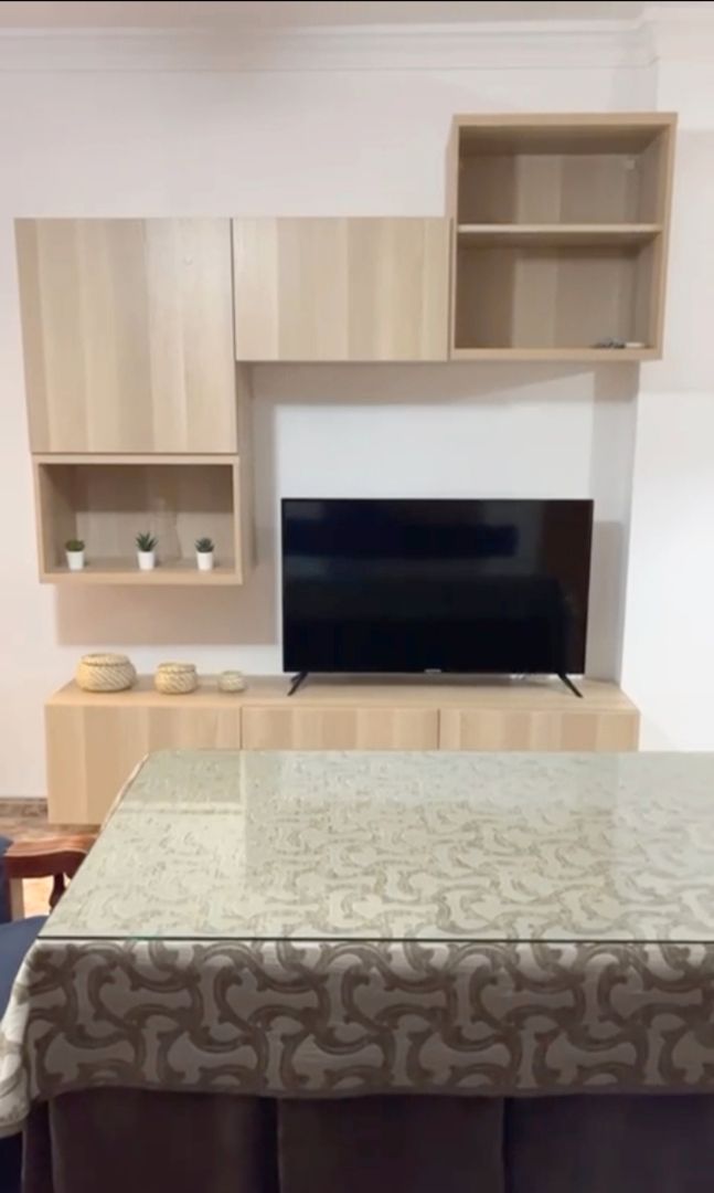 Living room of Flat to rent in  Granada Capital  with Air Conditioner, Terrace and Furnished