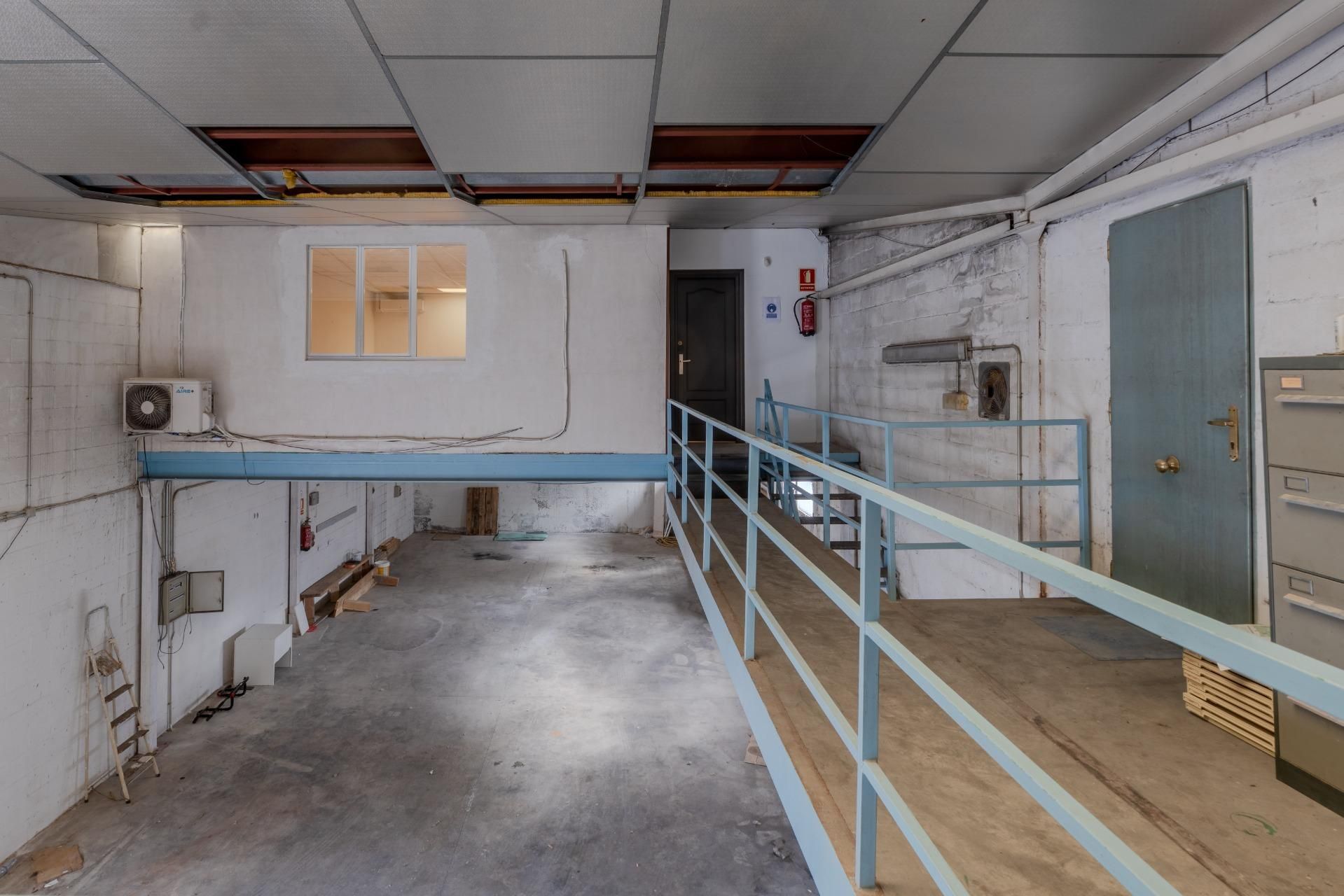 Industrial buildings for sale in  Logroño