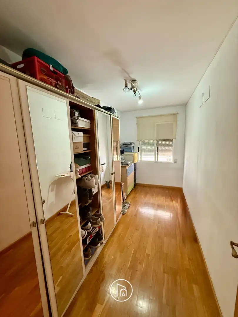 Habitación de Ático en venta en Paterna con Parquet, Terraza y Trastero