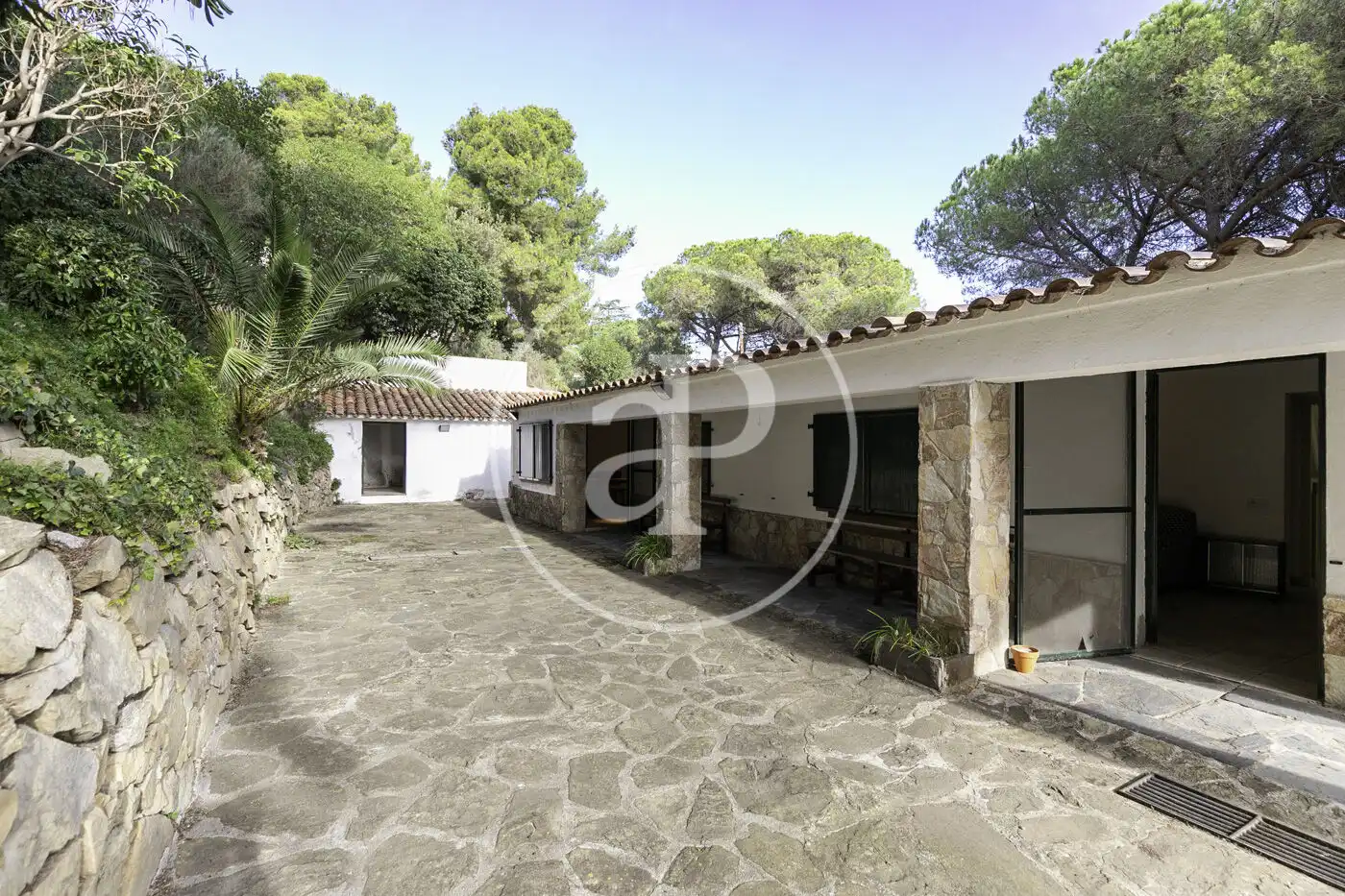 Vista exterior de Casa o xalet en venda en Sant Andreu de Llavaneres amb Aire condicionat, Calefacció i Jardí privat