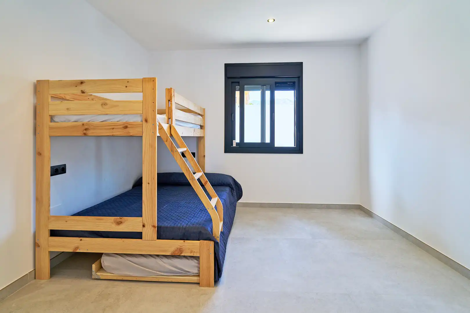 Schlafzimmer von Haus oder Chalet zum Verkauf in Mijas mit Heizung, Privatgarten und Terrasse