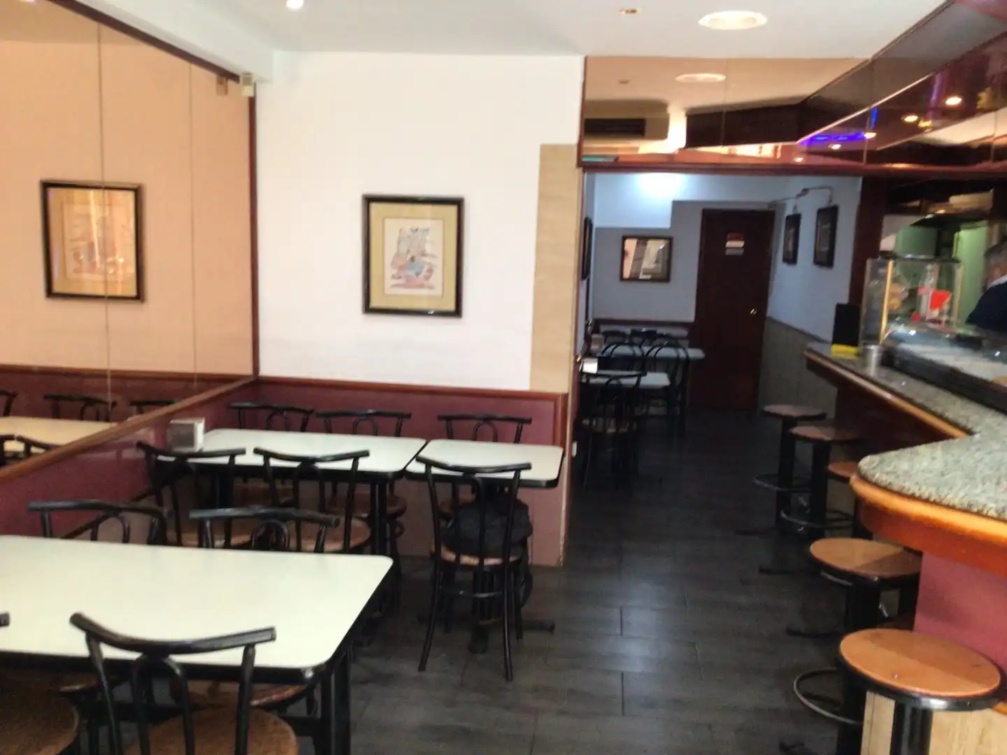 Business premises for transfer in Ciutat Vella, imagen 2