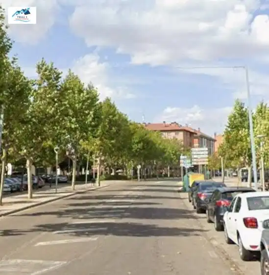 Vista exterior de Piso en venta en Laguna de Duero con Jardín privado y Terraza