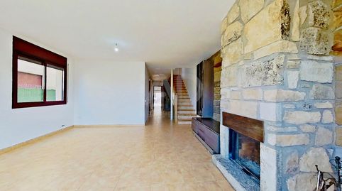 Foto 4 de Casa adosada en venta en Cervià de Les Garrigues, Lleida