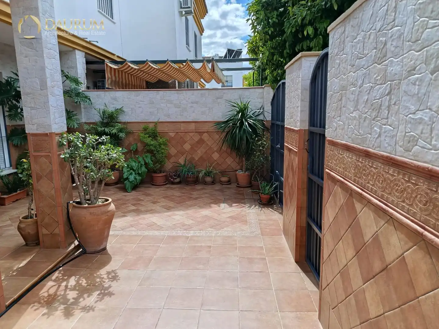 Terrace of Detached homes for sale in Sevilla  with Air Conditioner, Heating and Terrace
