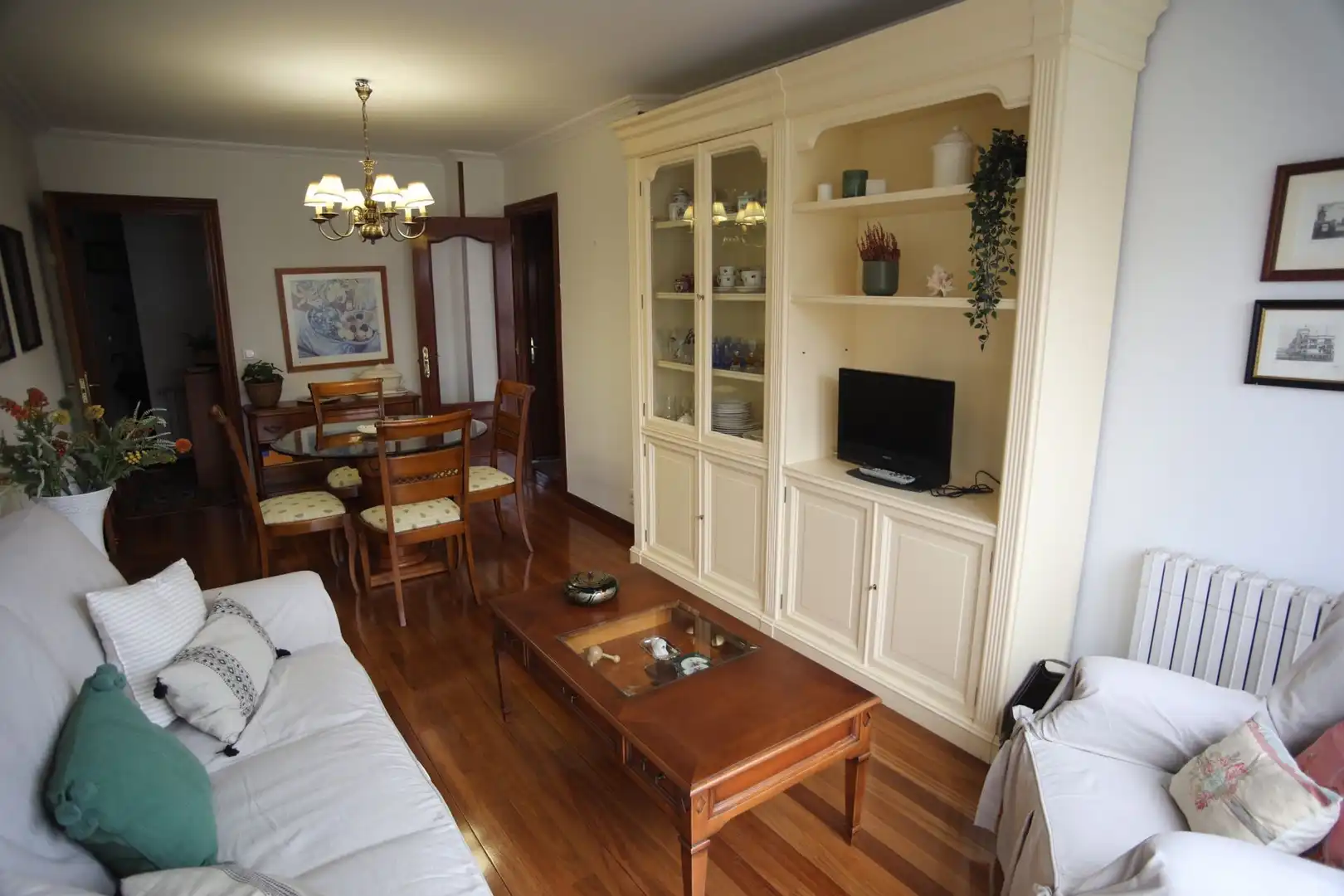 Piso de alquiler en Amos de Escalante, Centro - Ayuntamiento