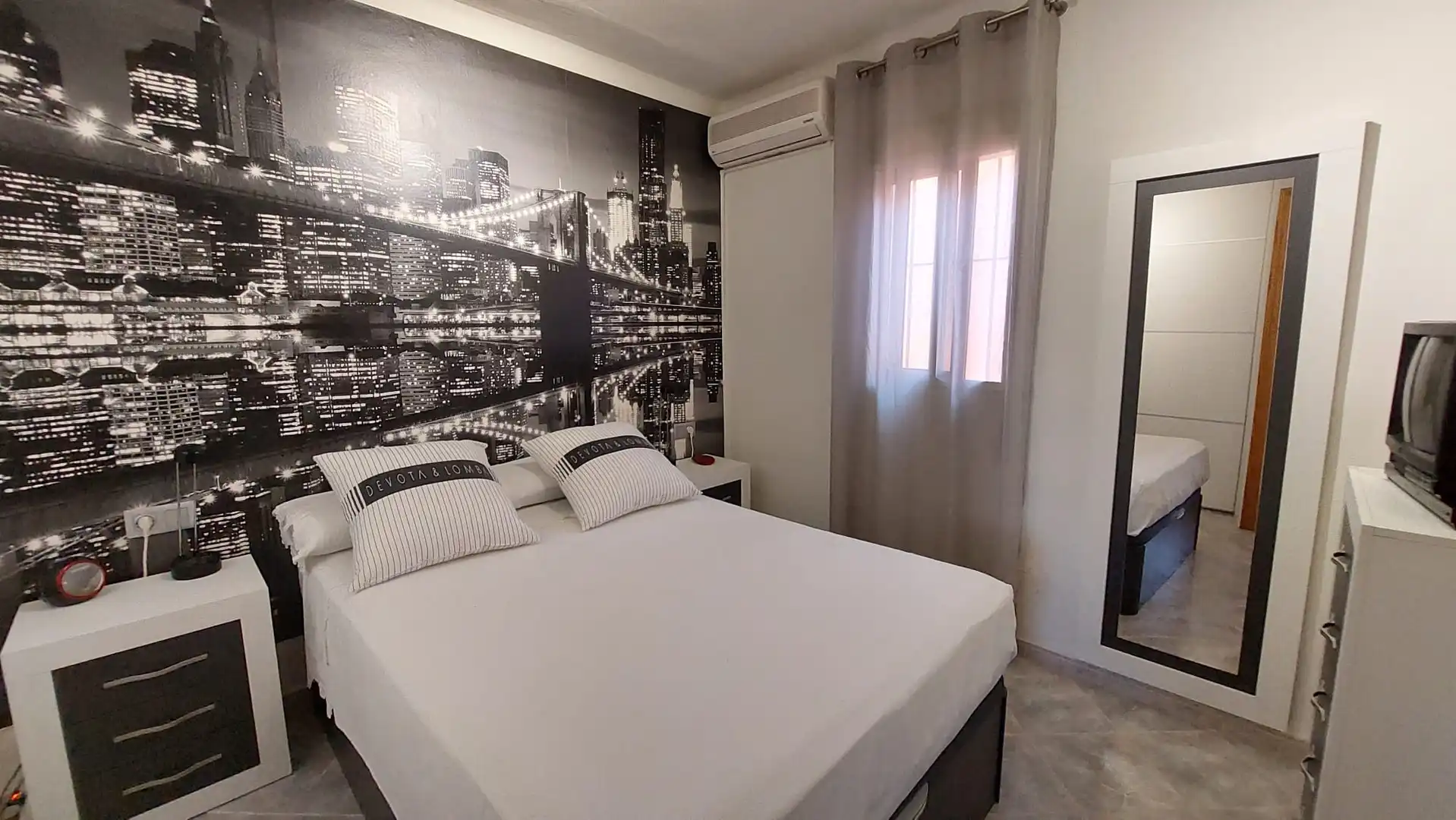 Habitación de Casa o chalet en venta en Vila-real con Aire acondicionado, Calefacción y Jardín privado