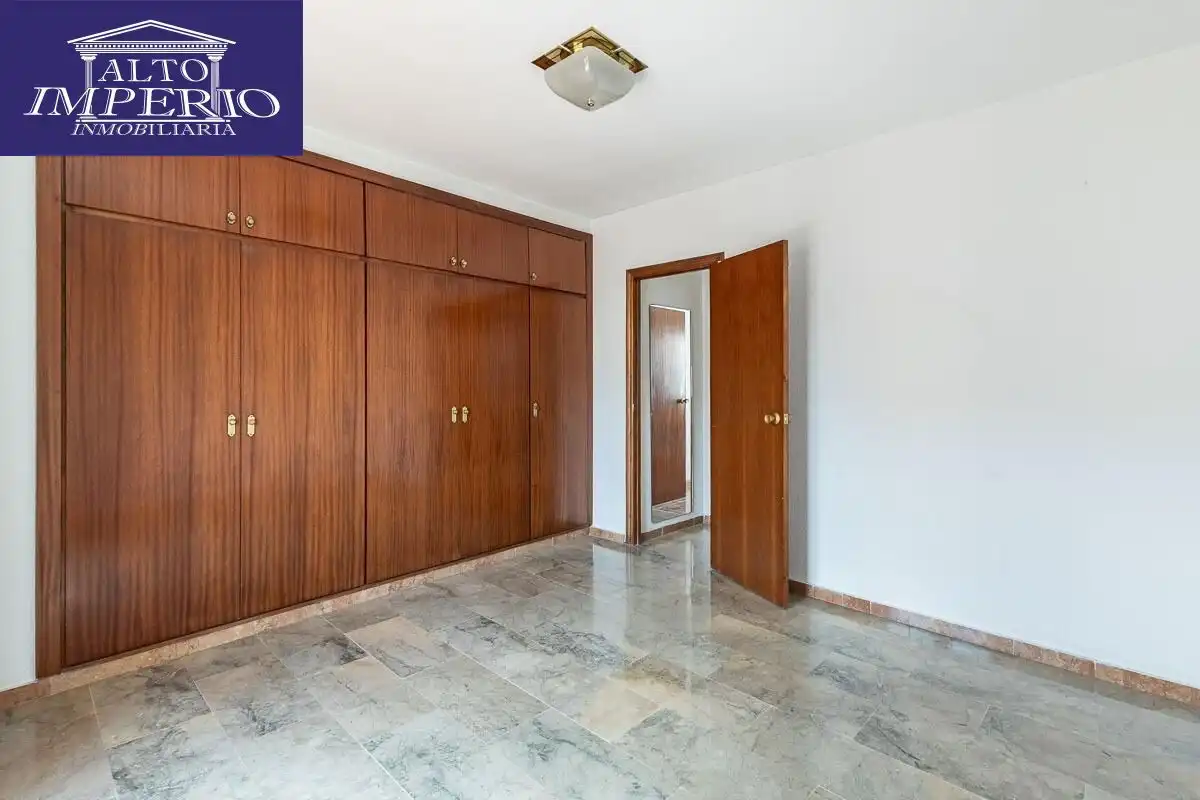Piso con ascensor en venta en Calle MARQUES DE MONDEJAR, imagen 13