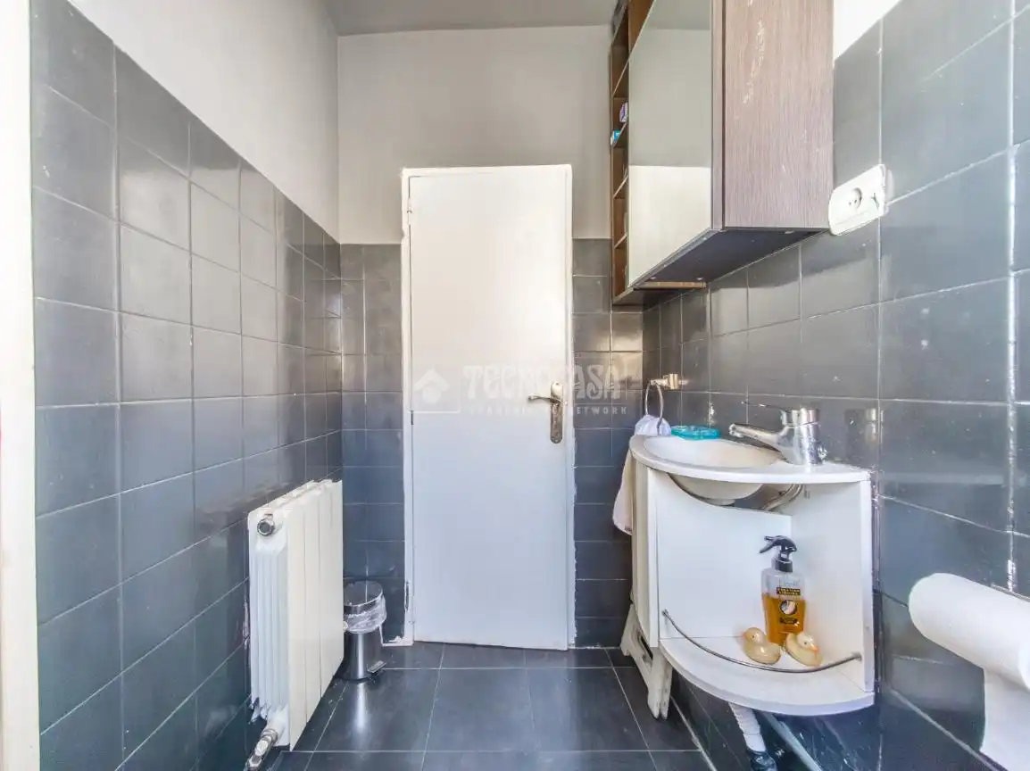 Baño de Piso en venta en Madrid con Aire acondicionado, Calefacción y Balcón