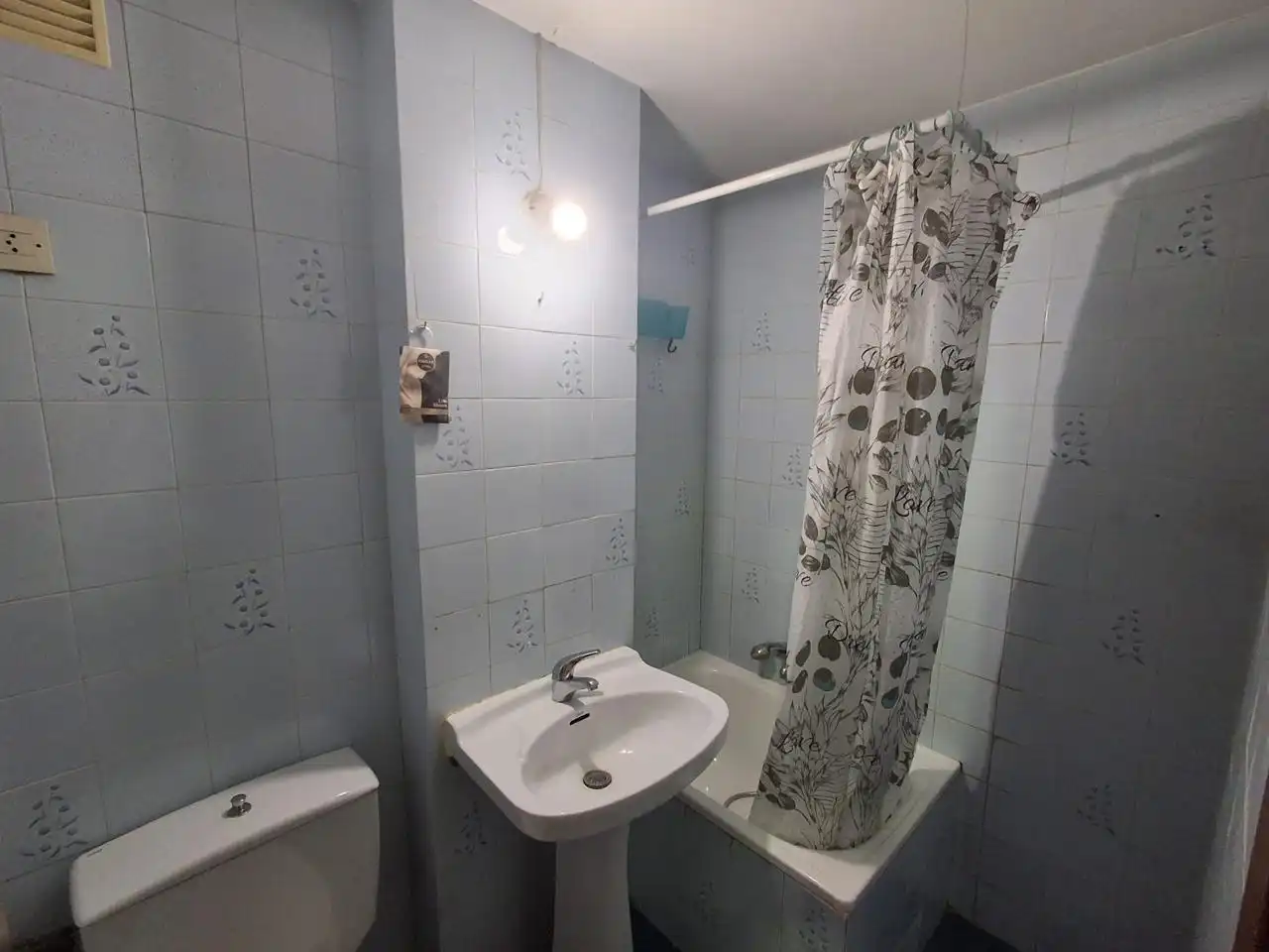 Baño de Piso en venta en Madrid con Calefacción, Parquet y Terraza