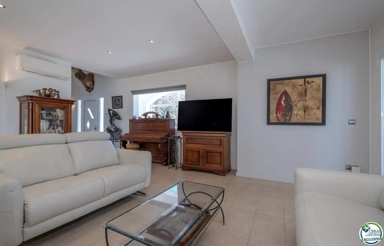 Sala d'estar de Casa o xalet en venda en Palau-saverdera amb Aire condicionat, Calefacció i Terrassa