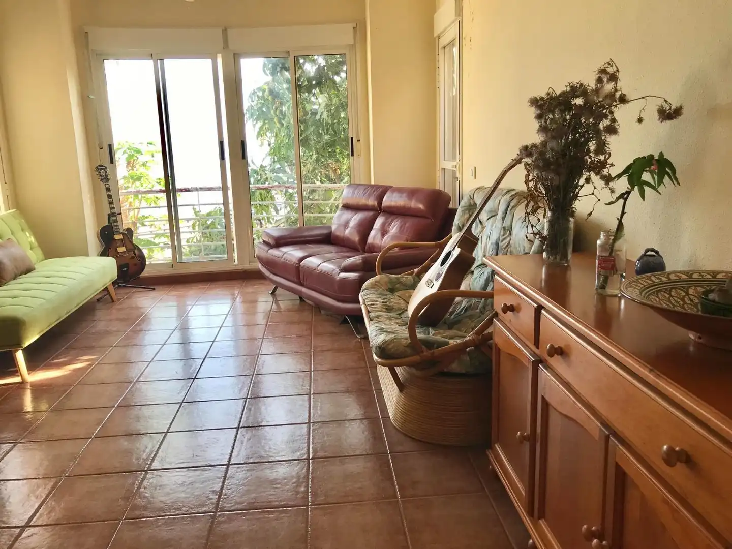 Wohnzimmer von Einfamilien-Reihenhaus zur Miete in El Rosario mit Privatgarten, Terrasse und Möbliert