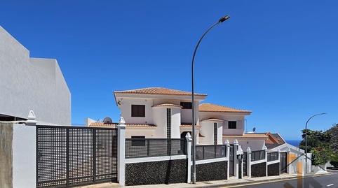 Foto 2 de Casa adosada en venda a Ifara - Las Mimosas, Santa Cruz de Tenerife