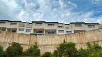 Vista exterior de Casa adosada en venda en Labastida / Bastida amb Calefacció, Jardí privat i Parquet