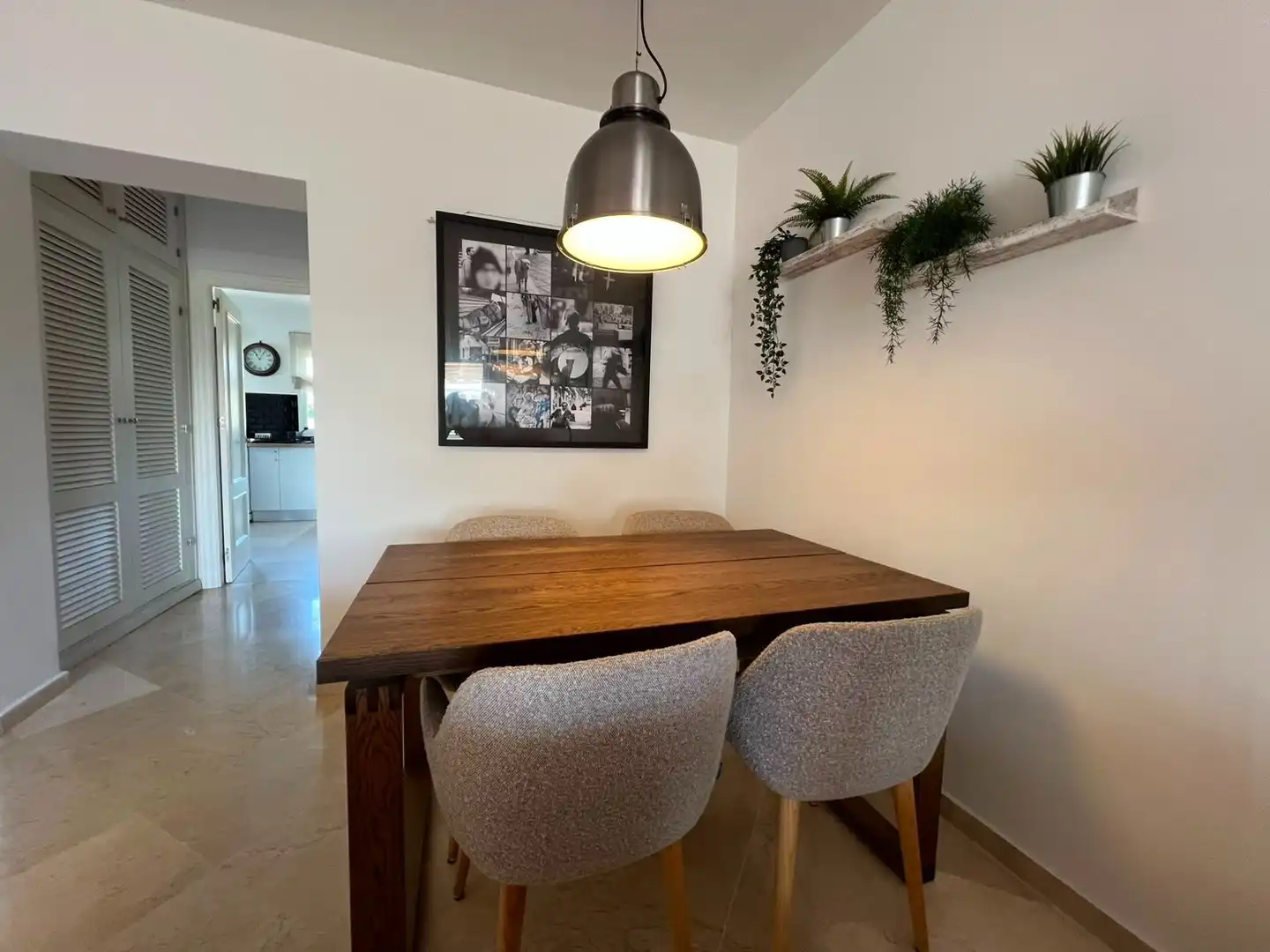 Menjador de Apartament de lloguer en Marbella amb Aire condicionat, Calefacció i Terrassa